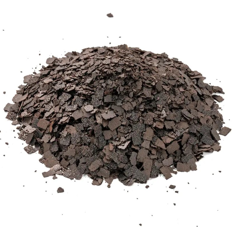 Quelle est la vraie différence entre la feuilletine et les miettes de gaufrettes, et laquelle devriez-vous choisir ?
